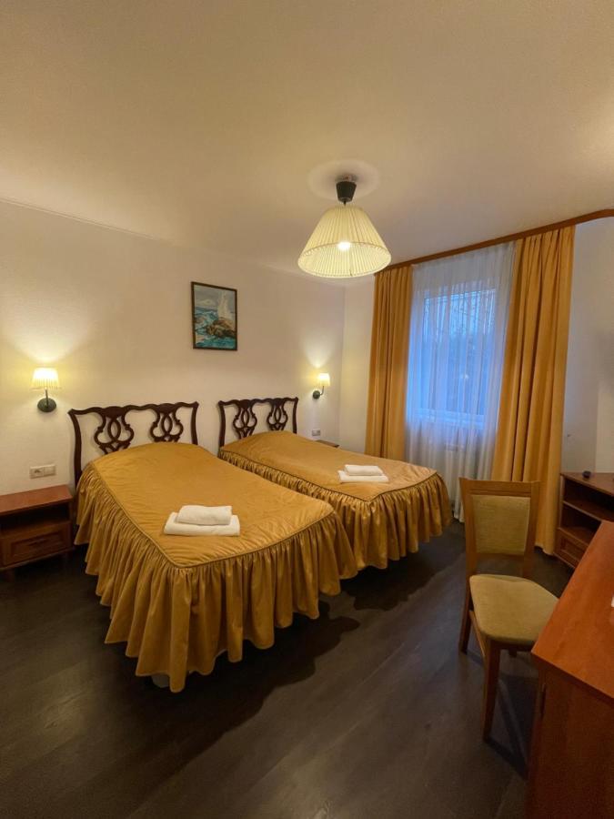 Gusarskiy Hotel And Apartment Kiev Ngoại thất bức ảnh