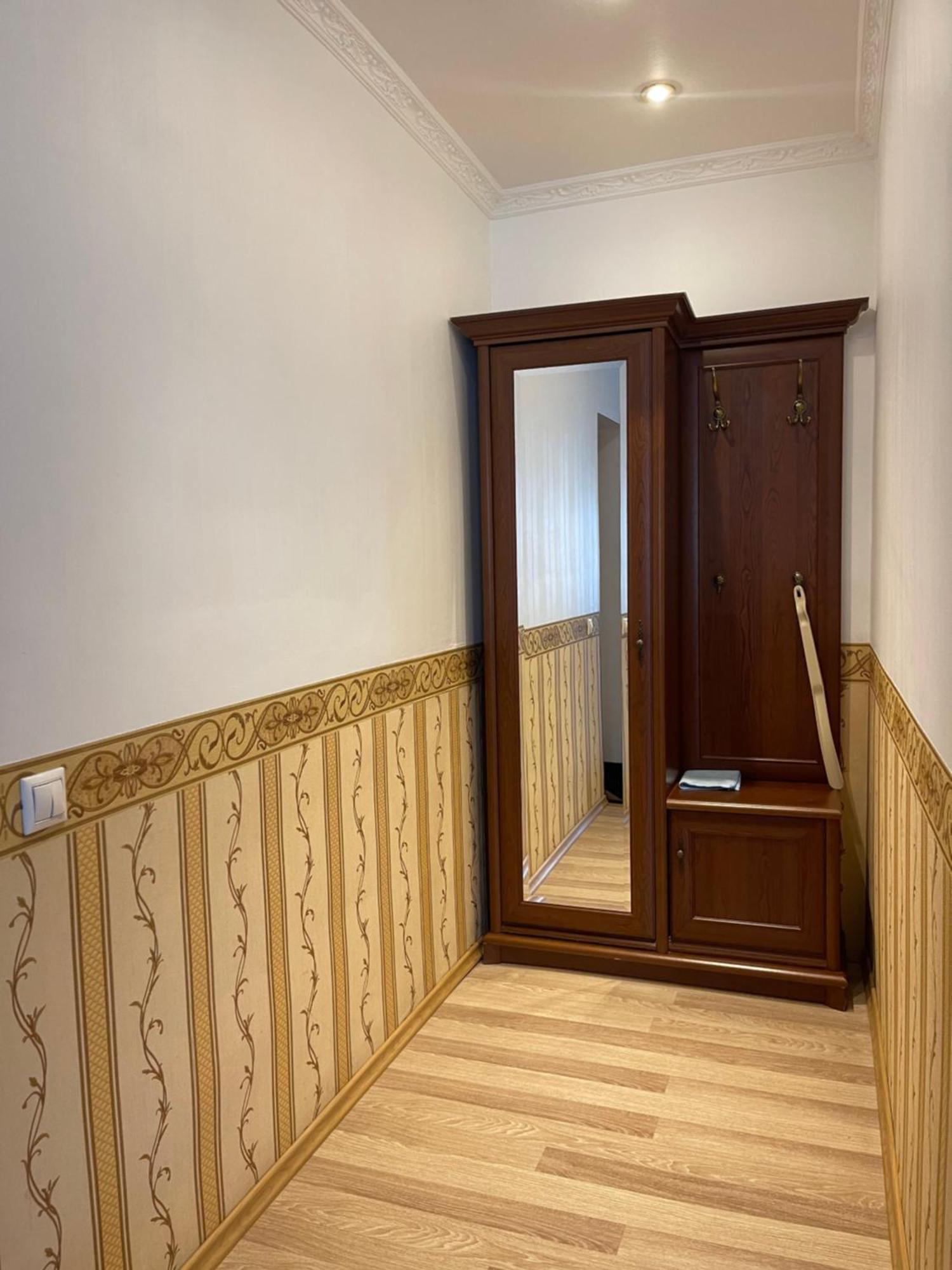 Gusarskiy Hotel And Apartment Kiev Ngoại thất bức ảnh