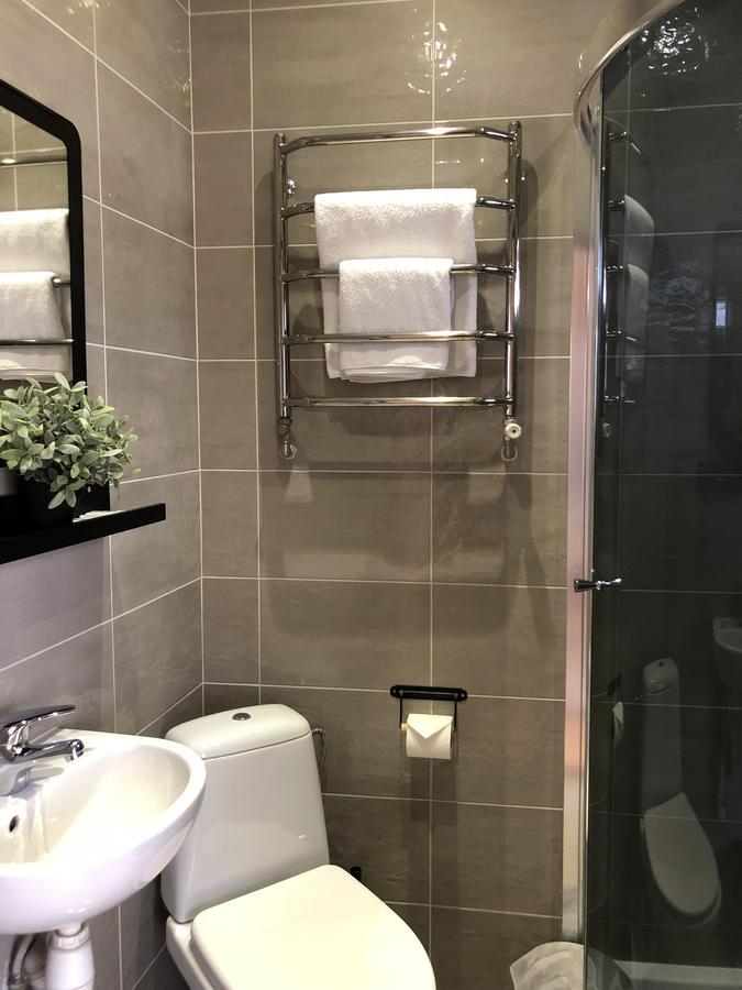 Gusarskiy Hotel And Apartment Kiev Ngoại thất bức ảnh